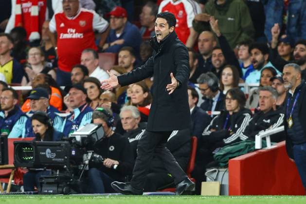 Arsenal manager Mikel Arteta reacts in the technical area Arsenal v Paris Saint-Germain, UEFA Champions League, Semi Final, First Leg, Football, Emirates Stadium, London, UK - 29 Apr 2025 EDITORIAL USE ONLY No use with unauthorised audio, video, data, fixture lists, club league logos or live services. Online in-match use limited to 120 images, no video emulation. No use in betting, games or single club league player publications. Copyright: xKieranxMcManus Shutterstockx 15275544br