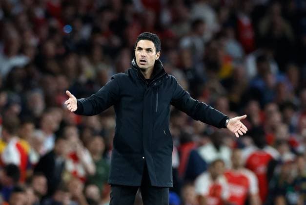 Mikel Arteta the Arsenal manager rages on the sidelines Arsenal v Paris Saint-Germain, Football, UEFA Champions League, Semi-Final 1st Leg, Emirates Stadium, Islington, London, UK - 29 04 2025 Editorial use only  Copyright: xMattxImpey Shutterstockx 15276217p