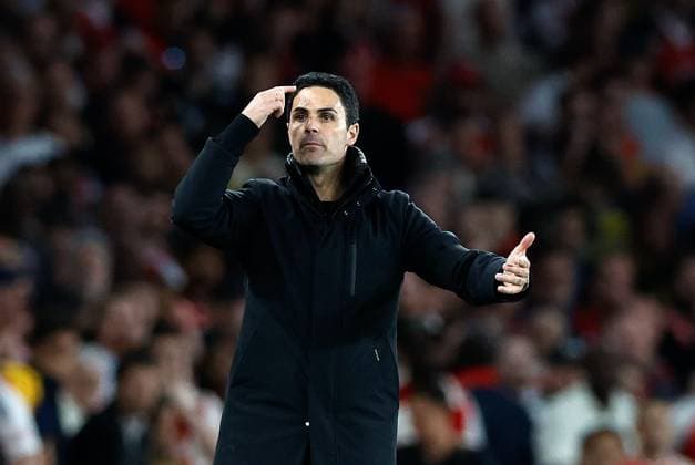 Mikel Arteta the Arsenal manager rages on the sidelines Arsenal v Paris Saint-Germain, Football, UEFA Champions League, Semi-Final 1st Leg, Emirates Stadium, Islington, London, UK - 29 04 2025 Editorial use only  Copyright: xMattxImpey Shutterstockx 15276217r