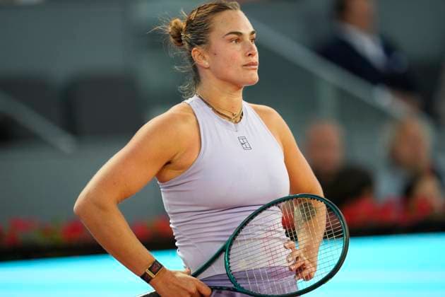 Mutua Madrid Open - Day Eight Aryna Sabalenka reacts after losed a point during the match between Aryna Sabalenka of Belarusia and Peyton Stearns of the United States during Women s Singles Round of 16 match on Day Eight of the Mutua Madrid Open 2025, ATP, Tennis Herren Masters 1000 and WTA, Tennis Damen 1000, tournament celebrates at La Caja Magica on April 29, 2025 in Madrid, Spain. Madrid Spain  Copyright: xJosexBretonx originalFilename:bretonhernandez-mutuamad250429_np6O4.jpg