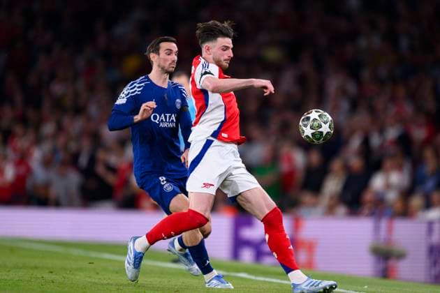 Arsenal FC v Paris Saint-Germain - UEFA Champions League 2024 25 Semi-Finals First Leg LONDON, ENGLAND - APRIL 29: Declan Rice of Arsenal FC (R) is chased by Fabian Ruiz of Paris Saint Germain (L) during the UEFA Champions League 2024 25 Semi Final First Leg match between Arsenal FC and Paris Saint-Germain at Arsenal Stadium on April 29, 2025 in London, England. (Photo by Richard Callis Sports Press Photo) LondonUnited Kingdom  Copyright: xRichardxCallisx
