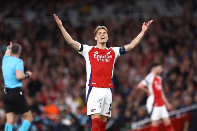 Arsenal gegen PSG 29. April 2025, London UEFA Champions League Fußball-Halbfinale, Hinspiel Arsenal gegen Paris Saint Germain Martin Odegaard von Arsenal Foto Jacques Feeney Abseits London UK  Copyright: xJacquesxFeeneyx xOffsidexOffside