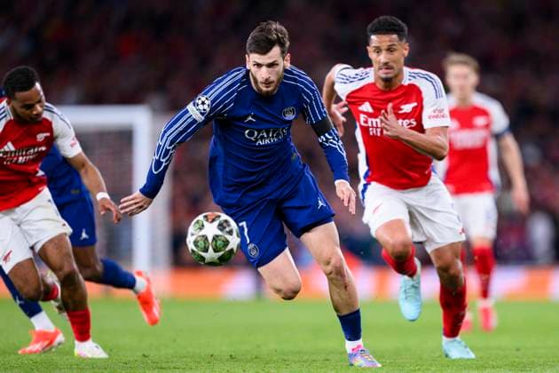 Arsenal FC v Paris Saint-Germain - UEFA Champions League 2024 25 Semi-Finals First Leg LONDON, ENGLAND - APRIL 29: Khvicha Kvaratskhelia of Paris Saint Germain runs with the ball during the UEFA Champions League 2024 25 Semi Final First Leg match between Arsenal FC and Paris Saint-Germain at Arsenal Stadium on April 29, 2025 in London, England. (Photo by Richard Callis Sports Press Photo) LondonUnited Kingdom  Copyright: xRichardxCallisx
