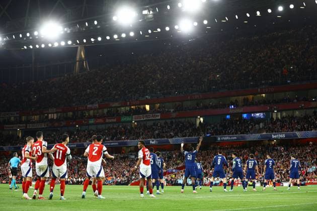 A general view of match action Arsenal v Paris Saint-Germain, UEFA Champions League, Semi Final, First Leg, Football, Emirates Stadium, London, UK - 29 Apr 2025 EDITORIAL USE ONLY No use with unauthorised audio, video, data, fixture lists, club league logos or live services. Online in-match use limited to 120 images, no video emulation. No use in betting, games or single club league player publications. Copyright: xKieranxMcManus Shutterstockx 15275544eu