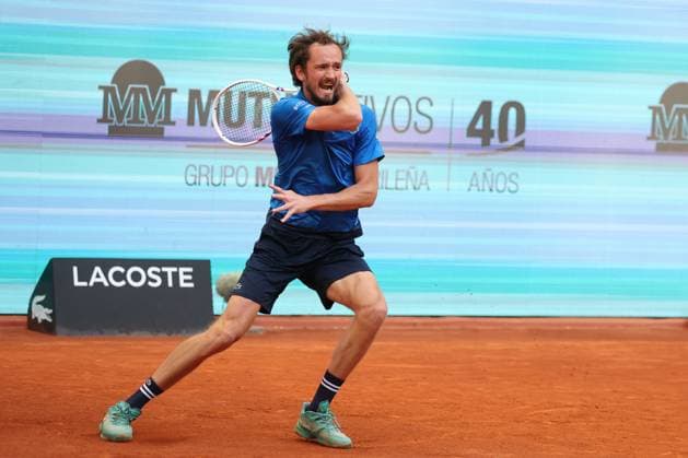 April 29, 2025, Madrid, Madrid, Spain: Daniil Medvedev of Rusia in action against Brandon Nakashima of USA during the Mutua Madrid Open 2025, ATP, Tennis Herren Masters 1000 and WTA, Tennis Damen 1000 tennis tournament, celebrated at Caja Magica on April 29, 2025 in Madrid, Spain. Madrid Spain - ZUMAa181 20250429_zaa_a181_549 Copyright: xIrinaxR.xHipolitox