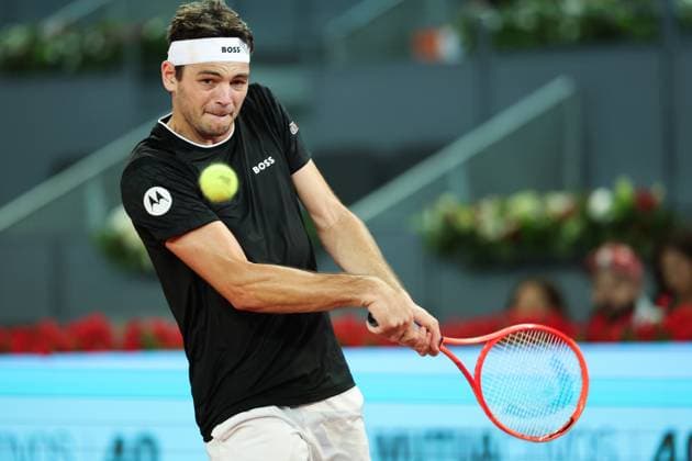 April 29, 2025, Madrid, Madrid, Spain: Taylor Fritz of USA in action against Casper Ruud of Norway during the Mutua Madrid Open 2025, ATP, Tennis Herren Masters 1000 and WTA, Tennis Damen 1000 tennis tournament, celebrated at Caja Magica on April 29, 2025 in Madrid, Spain. Madrid Spain - ZUMAa181 20250429_zaa_a181_530 Copyright: xIrinaxR.xHipolitox