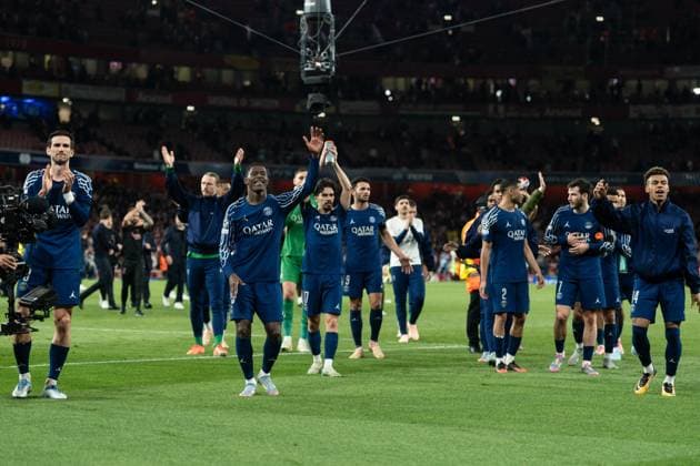 UEFA Champions League - Arsenal v Paris Saint-Germain PSG team celebrate their victory after the UEFA Champions League 2024 25 Semi Final first Leg match between Arsenal and Paris Saint-Germain at Arsenal Emirate Stadium on April 29, 2025 in London, UK. Photo by Lounis Tiar ABACAPRESS.COM London United Kingdom  Copyright: xLounisPhotography ABACAx