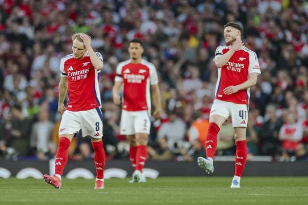 Arsenal v Paris Saint-Germain 29.04.2025. Champions League 2024 25 Semi-Final 1st leg Arsenal v Paris Saint-Germain, Emirates Stadium. Martin Odegaard of Arsenal and Declan Rice of Arsenal dejection after Ousmane Dembele of PSG scores 0-1  Copyright: xMarcxAsplandx NINTCHDBPICT000990867637