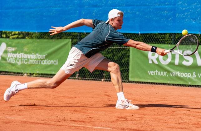 2025-04-29 ITF tournament Oegstgeest OEGSTGEEST, NETHERLANDS - APRIL 29: Abel Forger of The Netherlands during the ITF tournament on April 29, 2025 in Oegstgeest, Netherlands Oegstgeest Oegstgeester Lawn Tennis Club Netherlands Content not available for redistribution in The Netherlands directly or indirectly through any third parties. Copyright: xMarleenxFouchierx