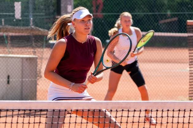 2025-04-29 ITF tournament Oegstgeest OEGSTGEEST, NETHERLANDS - APRIL 29: Joy de Zeeuw of The Netherlands, Britt du Pree of The Netherlands during the ITF tournament on April 29, 2025 in Oegstgeest, Netherlands Oegstgeest Netherlands Content not available for redistribution in The Netherlands directly or indirectly through any third parties. Copyright: xMarleenxFouchierx