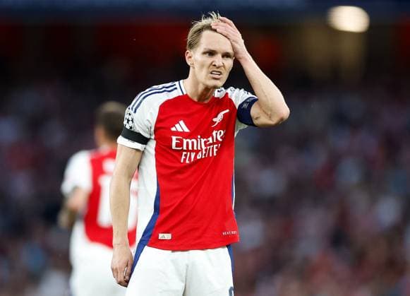 Martin Odegaard of Arsenal Arsenal v Paris Saint-Germain, Football, UEFA Champions League, Semi-Final 1st Leg, Emirates Stadium, Islington, London, UK - 29 04 2025 Editorial use only  Copyright: xMattxImpey Shutterstockx 15276217cv
