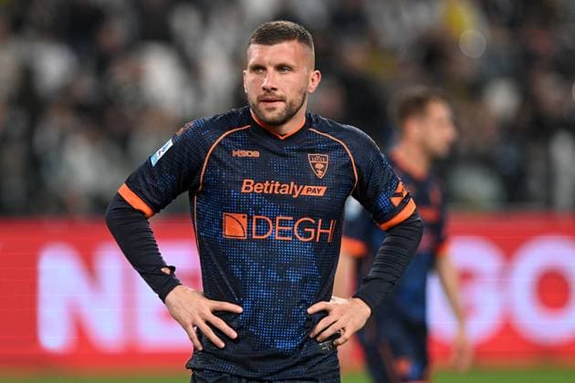 ANTE REBIC, Serie A 2024-25, Juventus-Lecce 2-1, azione, action, single shot SERIE A 2024-25 JUVENTUS-LECCE 2-1