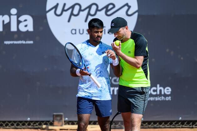 TENNIS - ATP, Tennis Herren DANUBE Upper Austria Open MAUTHAUSEN,AUSTRIA,30.APR.25 - TENNIS - ATP Challenger Tour, DANUBE Upper Austria Open. Image shows Anirudh Chandrasekar (IND) and Matwe Middelkoop (NED).  GEPAxpictures xChristianxMoser