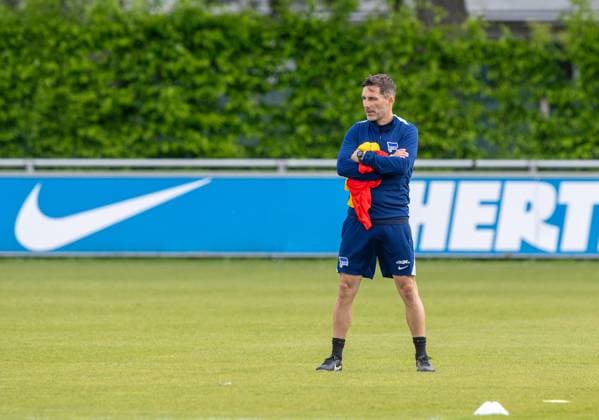 Soccer, Men, Season 2024 25, 2 Bundesliga, Hertha BSC, Training, Coach Stefan Leitl Hertha BSC , 30 04 2025, Copyright: xSebastianxRäppold MatthiasxKochx