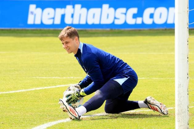 DEU, DFL, 2 FBL Hertha BSC, Training, 30 04 2025, Sportforum, Berlin, DEU, DFL, 2 FBL Hertha BSC, Training, im Bild Tjark Ernst Hertha BSC Berlin 1 DFL regulations prohibit any use of Photographs as image sequences and or quasi video nordphotoxGmbHx xEngler nph00076
