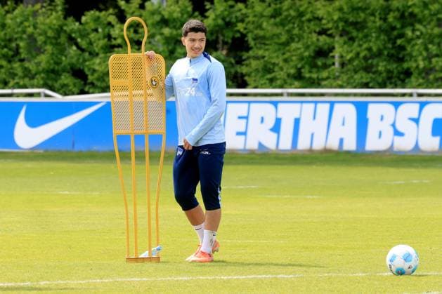 DEU, DFL, 2 FBL Hertha BSC, Training, 30 04 2025, Sportforum, Berlin, DEU, DFL, 2 FBL Hertha BSC, Training, im Bild Ibrahim Maza Hertha BSC Berlin 10 DFL regulations prohibit any use of Photographs as image sequences and or quasi video nordphotoxGmbHx xEngler nph00076