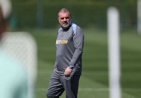 . - Tottenham Hotspur Training Session, Tottenham Hotspur v Bodo Glimt, UEFA Europa League, Semi Final, 1st Leg, Tottenham Hotspur Training Ground, Enfield, England. - 30th April 2025. (C) Daniel Weir Crystal Pix Ange Postecoglou Manager of Tottenham Hotspur during the pre match open training session at Tottenham Hotspur Training Ground ahead of the UEFA Europa League Semi Final 1st leg match between Tottenham Hotspur v Bodo Glimt. - Tottenham Hotspur Training Session, Tottenham Hotspur v Bodo Glimt, UEFA Europa League, Semi Final, 1st Leg, Tottenham Hotspur Training Ground, Enfield, England. - 30th April 2025. (C) Daniel Weir Crystal Pix Enfield Tottenham Hotspur Training ground UK Copyright: xDanielxWeirx CP_DW_Tottenham_Training_300425_15