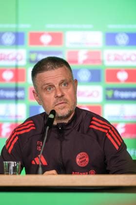 Soccer, DFB Cup Women, 20250430, Press conference MD 1 FC Bayern Munich SV Werder Bremen In the picture Coach Bayern Alexander STRAUS Köln Rhein Energie Stadion Nordrhein Westfalen Germany Copyright: Passion2Press MarkusxFischerx