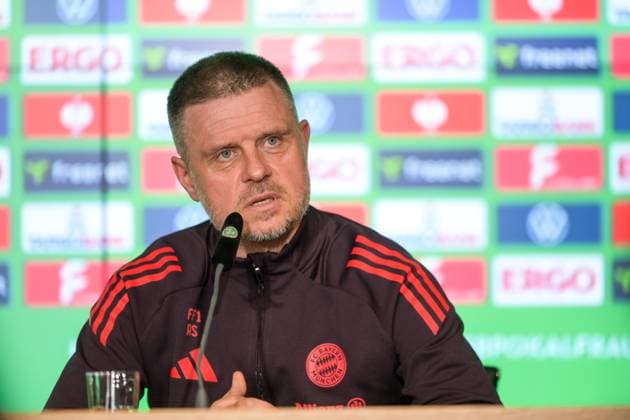Soccer, DFB Cup Women, 20250430, Press conference MD 1 FC Bayern Munich SV Werder Bremen In the picture Coach Bayern Alexander STRAUS Köln Rhein Energie Stadion Nordrhein Westfalen Germany Copyright: Passion2Press MarkusxFischerx