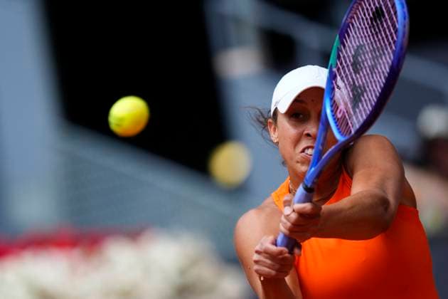 Sport Bilder des Tages Mutua Madrid Open - Day Nine Madison Keys in action during the Women s Singles quarterfinals match between Madison Keys of the United States and Iga Swiatek of Poland on Day Nine of the Mutua Madrid Open 2025, ATP, Tennis Herren Masters 1000 and WTA, Tennis Damen 1000, tournament celebrates at La Caja Magica on April 30, 2025 in Madrid, Spain. Madrid Spain  Copyright: xJosexBretonx originalFilename:bretonhernandez-mutuamad250430_npqlY.jpg