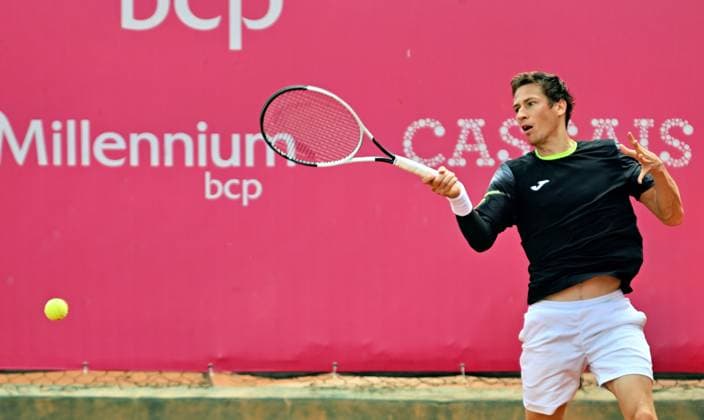 Belgian Kimmer Coppejans is out in the first round at the Estoril Open Estoril Open, ATP 175 Challenge Tour, 30 04 2025, 1 round Best 32 Belgian Kimmer COPPEJANS is out in the first round at the ATP 175 clay court tournament in Portugal Estoril Estoril Tenis Club Lisbon Portugal