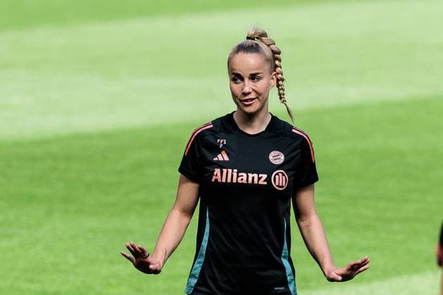 45 DFB Cup Womens Final FC Bayern Munich SV Werder Bremen Final training FC Bayern Munich 30 04 2025 Giulia Gwinn FC Bayern Munich, 7 45 DFB Cup Womens Final FC Bayern Munich SV Werder Bremen Final training FC Bayern Munich Cologne, RheinEnergiestadion, 30 04 2025 Copyright: xBEAUTIFULxSPORTS Wunderlx