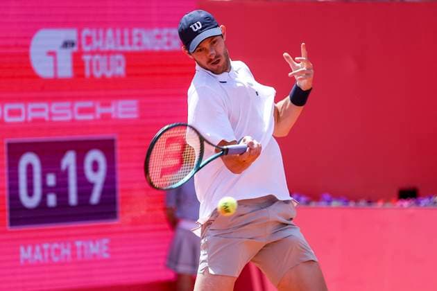 Estoril,Portugal, April 30th, 2025: Nicolas Jerry (Chile) in action during the game between Henrique Rocha (Portugal) vs Nicolas Jerry (Chile) at Estadio Millennium - Clube de Tenis do Estoril,Estoril,Lisbon on April 30th 2025 (Joao Bravo SPP) Copyright: xJoaoxBravoxx xSPPx spp-en-JoBr-JBF-5936