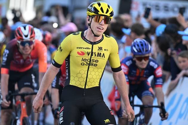 30-04-2025 Tour De Romandie; Tappa 01 Munchenstein - Fribourg; 2025, Visma - Lease A Bike; Brennan, Matthew; Fribourg; 