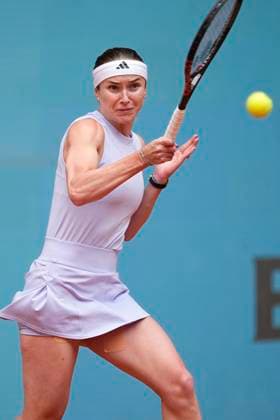 April 30, 2025, Madrid, Madrid, Spain: Elina Svitolina of Ukraine in action against Moyuka Uchijima of Japan during the Mutua Madrid Open 2025, ATP, Tennis Herren Masters 1000 and WTA, Tennis Damen 1000 tennis tournament, celebrated at Caja Magica on April 30, 2025 in Madrid, Spain. Madrid Spain - ZUMAa181 20250430_zaa_a181_155 Copyright: xOscarxJ.xBarrosox