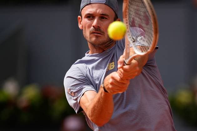 April 30, 2025, Madrid, Madrid, Spain: Tommy Paul of USA plays against Jack Draper of Great Britain during the Mutua Madrid Open 2025, ATP, Tennis Herren Masters 1000 and WTA, Tennis Damen 1000, tennis tournament celebrated at Caja Magica on April 30, 2025 in Madrid, Spain. Madrid Spain - ZUMAa181 20250430_zaa_a181_214 Copyright: xDennisxAgyemanx