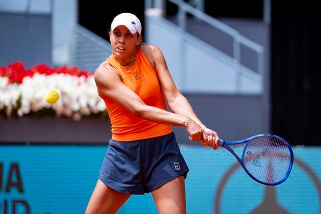 Mutua Madrid Open 2025 Madison Keys of the United States is in action during her Women s Singles Quarter-Final match against Iga Swiatek of Poland at the Mutua Madrid Open 2025 tournament celebrated at La Caja Magica on April 30, 2025 in Madrid, Spain. Madrid La Caja Magica Madrid Spain Copyright: xAlbertoxGardinx AGardin_20250430_Mutua_Madrid_Open_0603