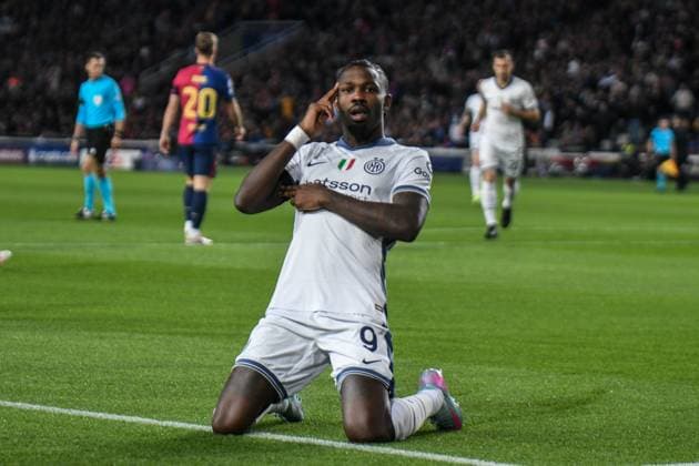 Marcus Thuram of Inter celebrates scoring team s during Round 1 of Semifinal, UEFA Champions League 24 25 at Stadio olimpico Lluis Companys. Barcellona  Copyright: xAndreaxAmato IPAxSportx xipa-agency.netx xx IPA_57102015 IPA_Agency_IPA57102015