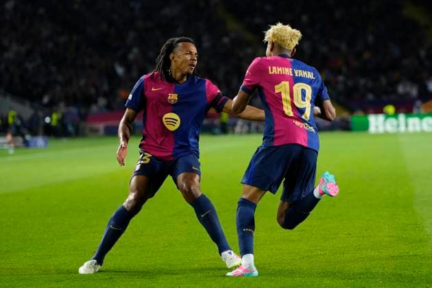 FC Barcelona, Barca v FC Internazionale Milano - UEFA Champions League 2024 25 Semi Final First Leg Lamine Yamal right winger of Barcelona and Spain celebrates after scoring his sides first goal during the UEFA Champions League 2024 25 Semi Final First Leg match between FC Barcelona and FC Internazionale Milano at Estadi Olimpic Lluis Companys on April 30, 2025 in Barcelona, Spain. Barcelona Madrid Spain  Copyright: xJosexBretonx originalFilename:bretonhernandez-fcbarcel250430_np0Ld.jpg