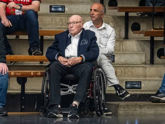 Eberhard Bezner at the game of HB Ludwigsburg, Frisch Auf Goeppingen vs HB Ludwigsburg, Handball, 1 Bundesliga, Play Offs, Season 2024 2025, 30 04 2025 Frisch Auf Goeppingen vs HB Ludwigsburg, Handball, 1 Bundesliga, Play Offs, Season 2024 2025, 30 04 2025 Goeppingen Copyright: xMichaelxSchmidt Eibner-Pressefotx EP_MST