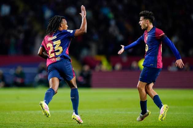 ESP: FC Barcelona, Barca Inter de Milan. UEFA Champions League match. Semi-Finals, firs leg Jules Kounde and Pedro Gonzalez Pedri of FC Barcelona during the UEFA Champions League match, Semi-Finals, firs leg, between FC Barcelona and Inter de Milan played at Lluis Companys Stadium on April 30 2025 in Barcelona Spain. kpng Copyright: xSergioxRuizx xImagox PS_240430_BAR_INT_024