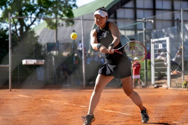 30 04 2025, GER, Women, ITF World Tennis Tour Wiesbaden Tennis Open Round of the last 16 Doubles Eri Hozumi JPN during the match Wiesbaden Nordenstadt T2 Sports Health Club Hessen Germany