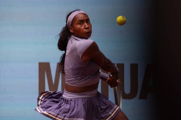 April 30, 2025, Madrid, Spain: American Coco Gauff plays against Russian Mirra Andreeva (not visible) during a match at the 2025 Mutua Madrid Open, held at La Caja Magica. Final score: 5-7 1-6 for Coco Gauff. Madrid Spain - ZUMAs197 20250430_aaa_s197_074 Copyright: xDavidxCanalesx