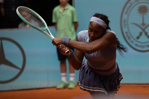 April 30, 2025, Madrid, Spain: American Coco Gauff plays against Russian Mirra Andreeva (not visible) during a match at the 2025 Mutua Madrid Open, held at La Caja Magica. Final score: 5-7 1-6 for Coco Gauff. Madrid Spain - ZUMAs197 20250430_aaa_s197_075 Copyright: xDavidxCanalesx