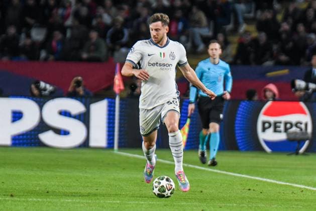 30 Carlos Augusto of Inter in action during Round 1 of Semifinal, UEFA Champions League 24 25 at Stadio olimpico Lluis Companys. Barcellona  Copyright: xAndreaxAmato IPAxSportx xipa-agency.netx xx IPA_57105851 IPA_Agency_IPA57105851