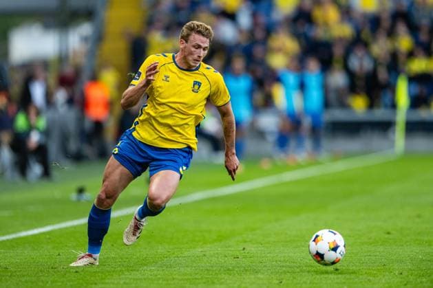 Broendby IF v Silkeborg IF, Oddset Cup football, Brondby, Denmark Brondby, Denmark. 30th. April 2025. Sebastian Sebulonsen (2) of Broendby IF seen during the Oddset Cup match between Broendby IF and Silkeborg IF at Brondby Stadion. Danmark, Brondby  Copyright: xGonzalesxPhoto TobiasxJorgensenx