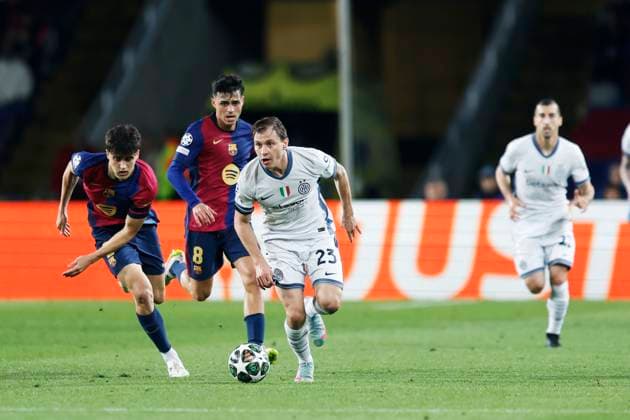 Pau Cubarsi, Pedri (Barcelona), Nicolo Barella (Inter), APRIL 30, 2025 - Football Soccer : UEFA Champions League match between FC Barcelona, Barca 3-3 FC Internazionale Milano at the Estadi Olimpic Lluis Companys in Barcelona, Spain. Noxthirdxpartyxsales  (289168679)