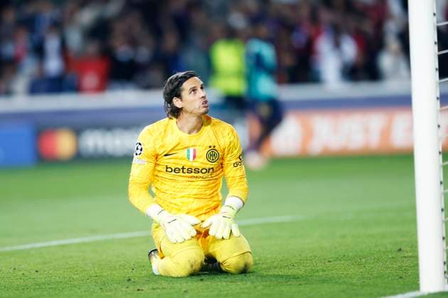Yann Sommer (Inter), APRIL 30, 2025 - Football Soccer : UEFA Champions League match between FC Barcelona, Barca 3-3 FC Internazionale Milano at the Estadi Olimpic Lluis Companys in Barcelona, Spain. Noxthirdxpartyxsales  (289168714)