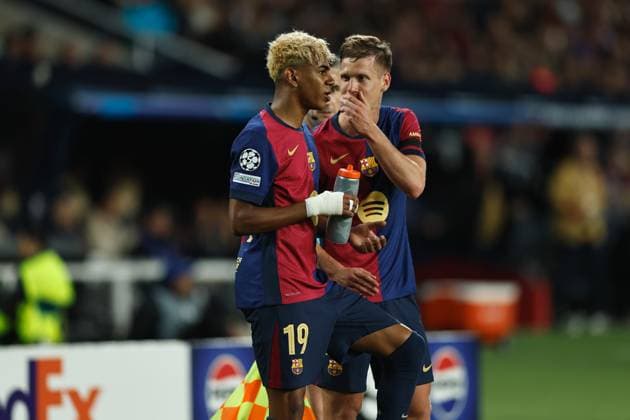 (L-R) Lamine Yamal, Dani Olmo (Barcelona), APRIL 30, 2025 - Football Soccer : UEFA Champions League Semi-finals 1st leg match between FC Barcelona, Barca 3-3 FC Internazionale Milano at the Estadi Olimpic Lluis Companys in Barcelona, Spain. Noxthirdxpartyxsales  (289172090)