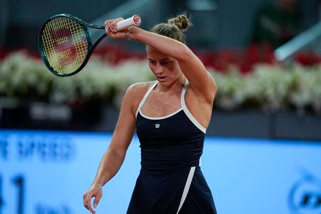 April 30, 2025, Madrid, Madrid, Spain: Marta Kostiuk of Ukraine in action against Aryna Sabalenka of Belarus during the Mutua Madrid Open 2025, ATP, Tennis Herren Masters 1000 and WTA, Tennis Damen 1000 tennis tournament, celebrated at Caja Magica on April 30, 2025 in Madrid, Spain. Madrid Spain - ZUMAa181 20250430_zaa_a181_402 Copyright: xOscarxJ.xBarrosox