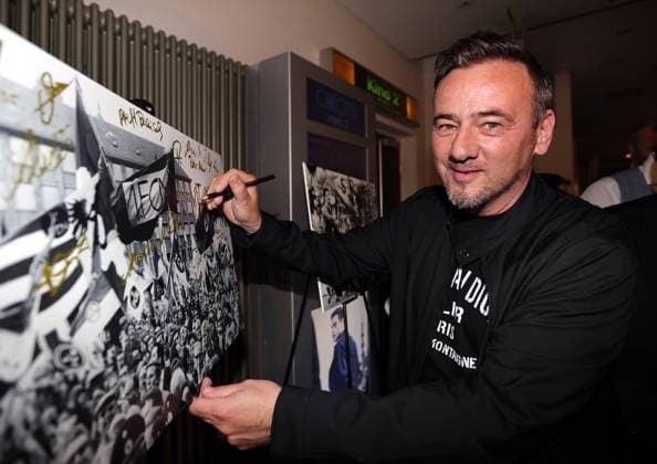 30 04 2025 Football season 2024 2025 Film premiere Cinema film premiere Cinema film premiere Aura of a legend for the 125th anniversary 125 years FCN of 1 FC Nuremberg at Cinecitta Nuremberg The club celebrates 125 birthday Sportfoto Zink DaMa xdaxmax Thomas Ziemer former player 1 FC Nuremberg FCN signs autographs Autographs
