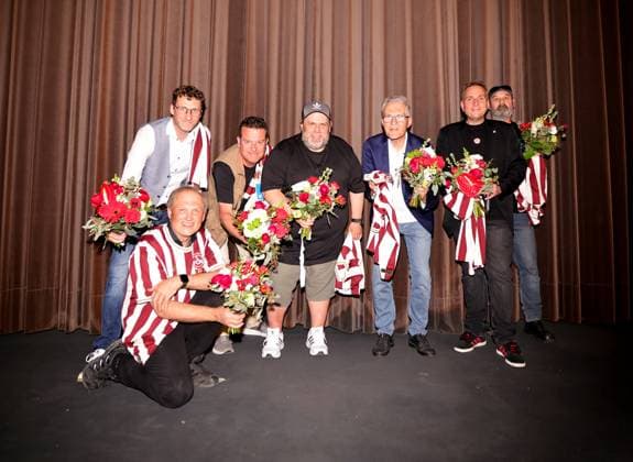 30 04 2025 Football season 2024 2025 Film premiere Cinema film premiere Cinema film premiere Aura of a legend for the 125th anniversary 125 years of FCN of 1 FC Nuremberg at Cinecitta Nuremberg The club celebrates its 125th birthday Sportfoto Zink DaMa xdaxmax Group picture f l Bernhard Weise, Maximilian von Stromberg, Alexander Diezinger, Christian Mössner, Bernd Siegler, Matthias Hunger, Robert Kellner