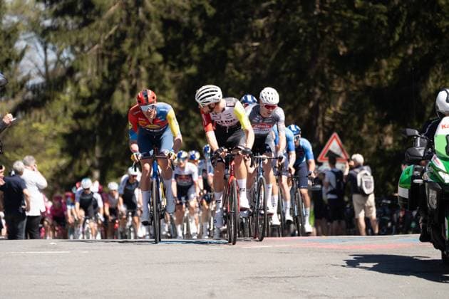 01 05 2025, xhfmx, Radsport Radklassiker 2025, Frankfurt Eschborn The field of riders crosses the Feldberg DFL DFB REGULATIONS PROHIBIT ANY USE OF PHOTOGRAPHS as IMAGE SEQUENCES and or QUASI VIDEO Frankfurt am Main