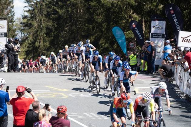 01 05 2025, xhfmx, Radsport Radklassiker 2025, Frankfurt Eschborn The field of riders crosses the Feldberg DFL DFB REGULATIONS PROHIBIT ANY USE OF PHOTOGRAPHS as IMAGE SEQUENCES and or QUASI VIDEO Frankfurt am Main