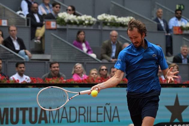 May 1, 2025, Madrid, Madrid, Spain: DANIIL MEDVEDEV of Russia plays a forehand during his Men s Singles Quarter-Final match against CASPER RUUD of Norway. on Day Ten of the Mutua Madrid Open at La Caja Magica. Madrid Spain - ZUMAd308 20250501_zsp_d308_001 Copyright: xJuanxCarlosxLucasx