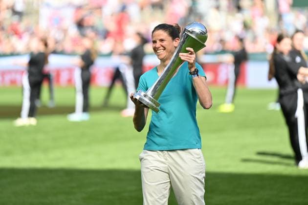 Annike Krahn presents the DFB Pokal, 01 05 2025, Cologne Germany , Football, DFB Pokal Women, FC Bayern München SV Werder Bremen, DFB DFL REGULATIONS PROHIBIT ANY USE OF PHOTOGRAPHS AS IMAGE SEQUENCES AND OR QUASI VIDEO xmkx